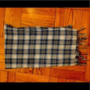 Gap Scarf